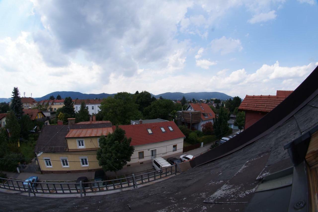Andreas' Dachwohnung Mit Terrasse Graz